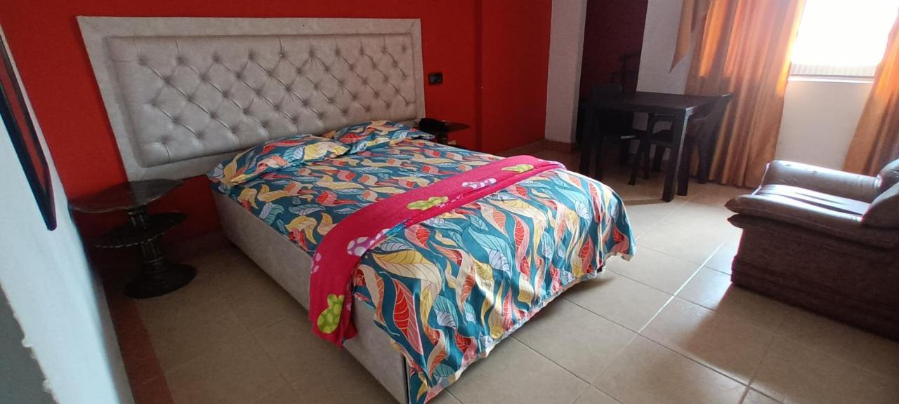 Hotel Residencias Noches De Paris Cali Eksteriør billede